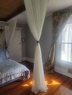 The Queen of the Catskills B&B