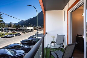 Inn The Mountains, an Ascend Collection Hotel