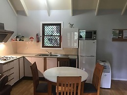 Barrington Wilderness Cedar Lodge Accommodation