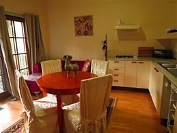 Barrington Wilderness Cedar Lodge Accommodation