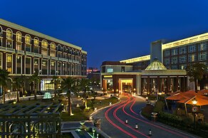 Royal Grace Hotel