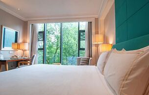 Royal Grace Hotel
