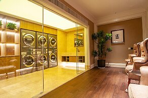 Royal Grace Hotel