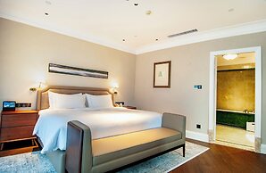 Royal Grace Hotel