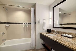 Embassy Suites Chattanooga / Hamilton Place