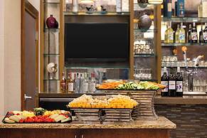 Embassy Suites Chattanooga / Hamilton Place