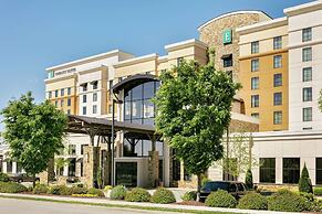 Embassy Suites Chattanooga / Hamilton Place