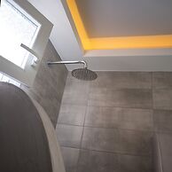 Moonlight Apartments