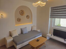 Moonlight Apartments & Suites