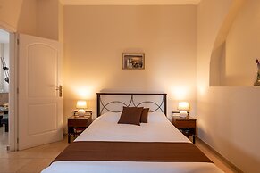 Moonlight Apartments