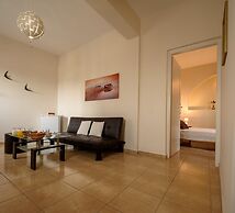 Moonlight Apartments