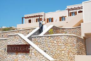 Moonlight Apartments