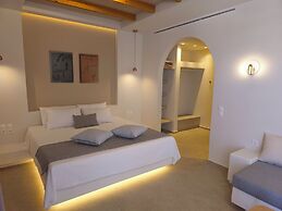 Moonlight Apartments & Suites