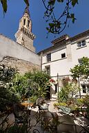 La Maison des Augustins B&B, Spa et Fitness