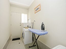 All Seasons' Escape Port Elliot