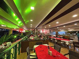 Marlins Beach Resort