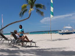 Marlins Beach Resort