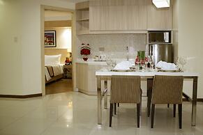 Golden Prince Hotel and Suites