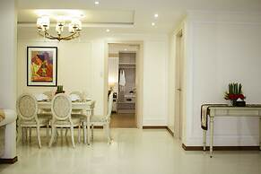 Golden Prince Hotel and Suites