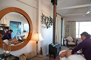 Boathouse - Birks River Retreat - Birks Harbour