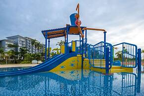 Solea Seaview Resort