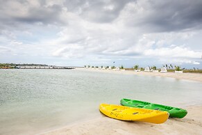 Solea Seaview Resort