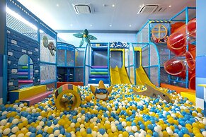 Solea Seaview Resort