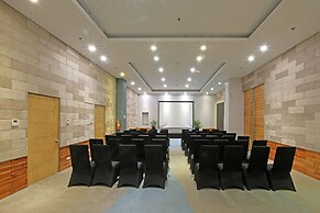 Solea Seaview Resort