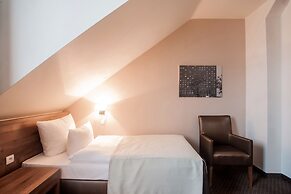 GEM Hotel