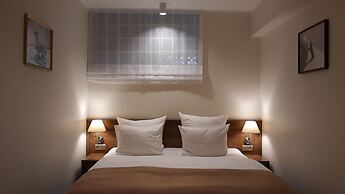 GEM Hotel