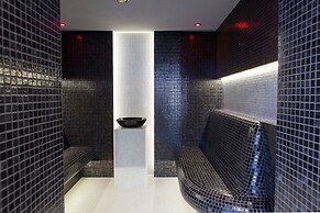 GEM Hotel