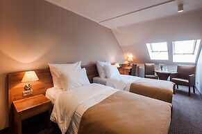 GEM Hotel