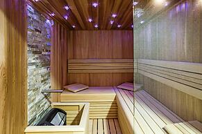GEM Hotel