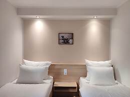 GEM Hotel
