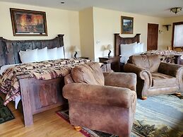 Yellowstone Basin Inn