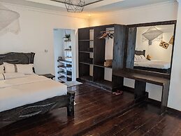 Inside Afrika Boutique Hotel