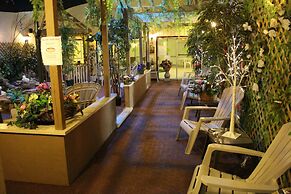 Colonial Resort-1000 Islands