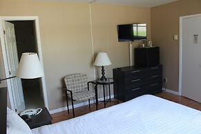 Colonial Resort-1000 Islands