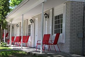 Colonial Resort-1000 Islands