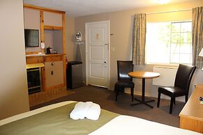 Colonial Resort-1000 Islands