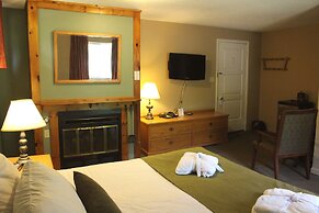 Colonial Resort-1000 Islands