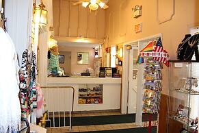 Colonial Resort-1000 Islands