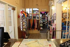 Colonial Resort-1000 Islands