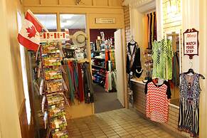 Colonial Resort-1000 Islands