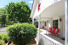 Colonial Resort-1000 Islands