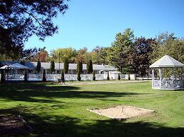 Colonial Resort-1000 Islands