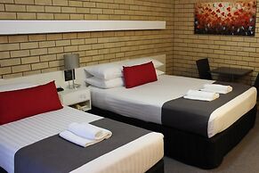 Golden Harvest Motor Inn