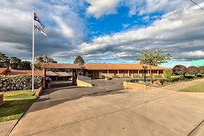 Hume Country Motor Inn