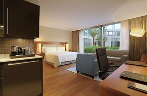 Hilton Bangalore Embassy GolfLinks