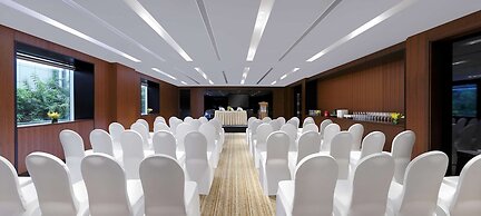 Hilton Bangalore Embassy GolfLinks